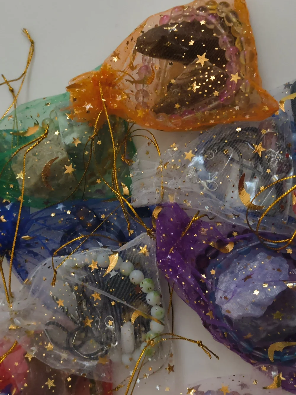 Mystery Organza Favor Bags 20 Satchels Rocks Stones Necklaces Bead Bracelts
